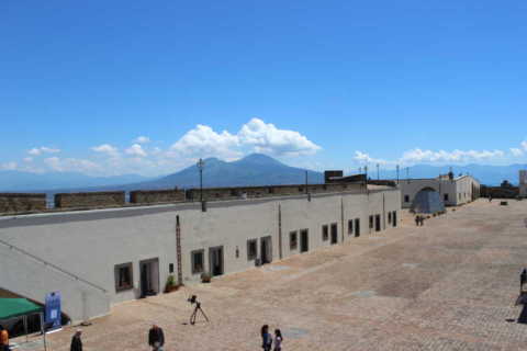 Panoramica su Piazzale delle Armi - UAN point e telescopio puntato sul Sole